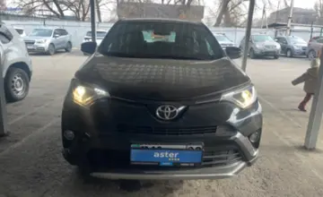 Toyota RAV4 2017 года за 10 000 000 тг. в Алматы фото 2