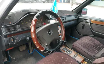 Mercedes-Benz W124 1991 года за 1 300 000 тг. в Шымкент фото 5