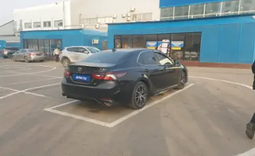 Toyota Camry 2020 года за 13 000 000 тг. в Алматы фото 3