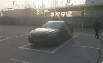 Toyota Camry 2020 года за 13 000 000 тг. в Алматы фото 1