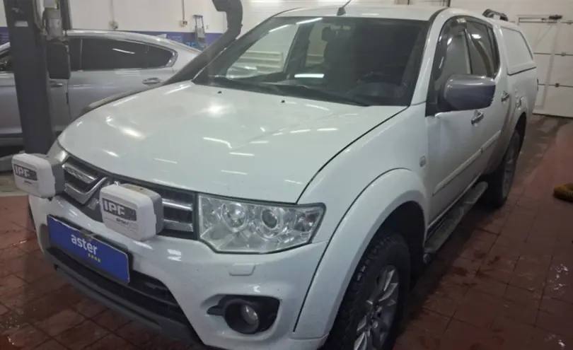 Mitsubishi L200 2015 года за 9 500 000 тг. в Астана фото 1