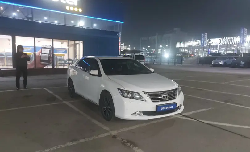 Toyota Camry 2012 года за 8 500 000 тг. в Алматы фото 2