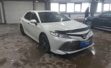 Toyota Camry 2018 года за 15 000 000 тг. в Астана фото 2
