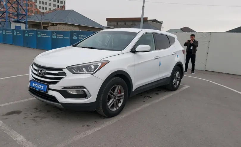 Hyundai Santa Fe 2017 года за 9 000 000 тг. в Шымкент