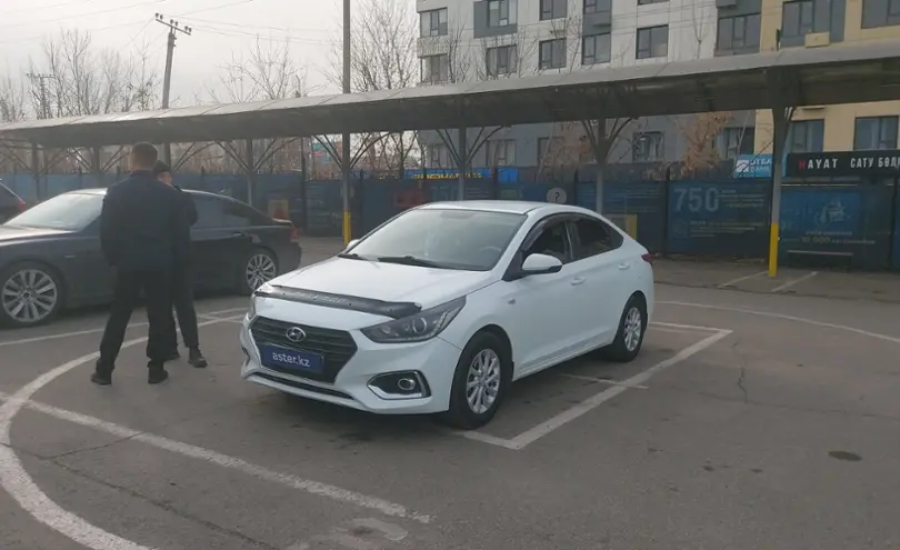 Hyundai Accent 2018 года за 5 900 000 тг. в Алматы