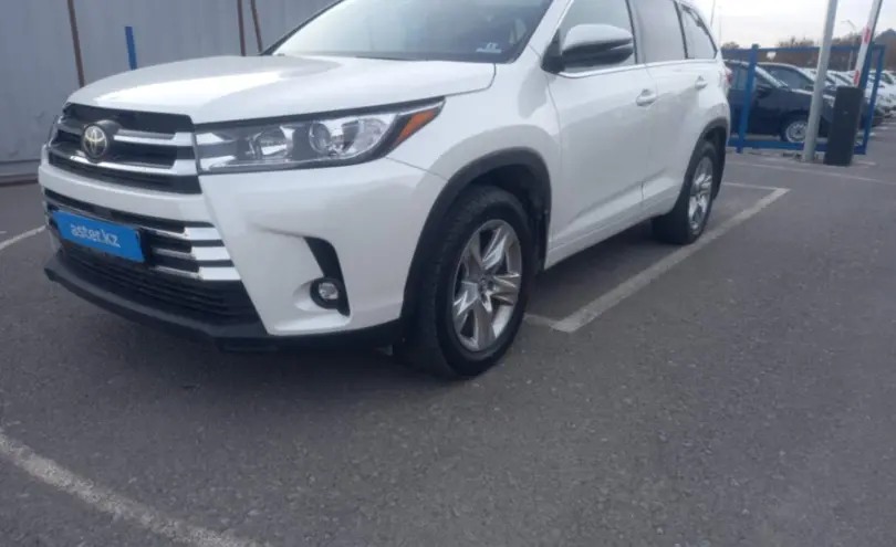 Toyota Highlander 2019 года за 18 500 000 тг. в Шымкент
