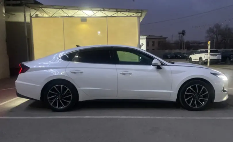 Hyundai Sonata 2020 года за 15 000 000 тг. в Тараз фото 4