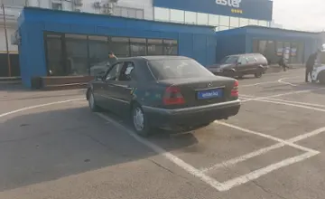 Mercedes-Benz C-Класс 1994 года за 1 800 000 тг. в Алматы фото 4
