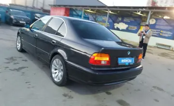 BMW 5 серии 2001 года за 3 600 000 тг. в Шымкент фото 4