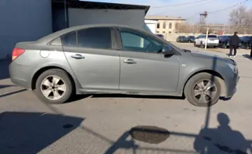 Chevrolet Cruze 2011 года за 3 300 000 тг. в Тараз фото 4