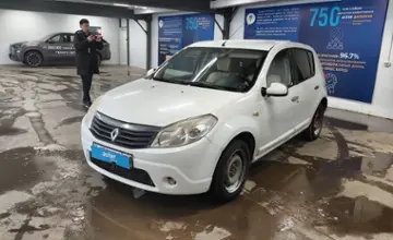 Renault Sandero 2011 года за 3 000 000 тг. в Астана фото 1