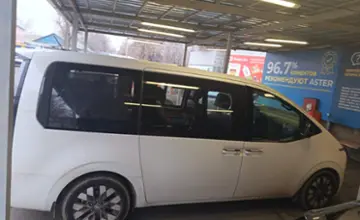 Hyundai Staria 2021 года за 20 000 000 тг. в Алматы фото 4