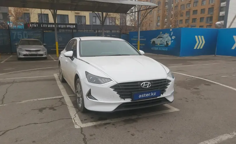 Hyundai Sonata 2023 года за 9 900 000 тг. в Алматы фото 2