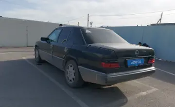 Mercedes-Benz E-Класс 1993 года за 2 200 000 тг. в Шымкент фото 4