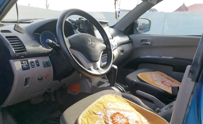 Mitsubishi L200 2008 года за 4 500 000 тг. в Шымкент фото 5