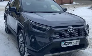 Toyota RAV4 2023 года за 19 800 000 тг. в Актобе фото 1