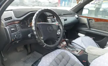 Mercedes-Benz E-Класс 1996 года за 2 000 000 тг. в Шымкент фото 5