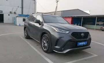 Toyota Highlander 2021 года за 23 000 000 тг. в Шымкент фото 2