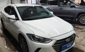 Hyundai Avante 2015 года за 8 000 000 тг. в Астана фото 2
