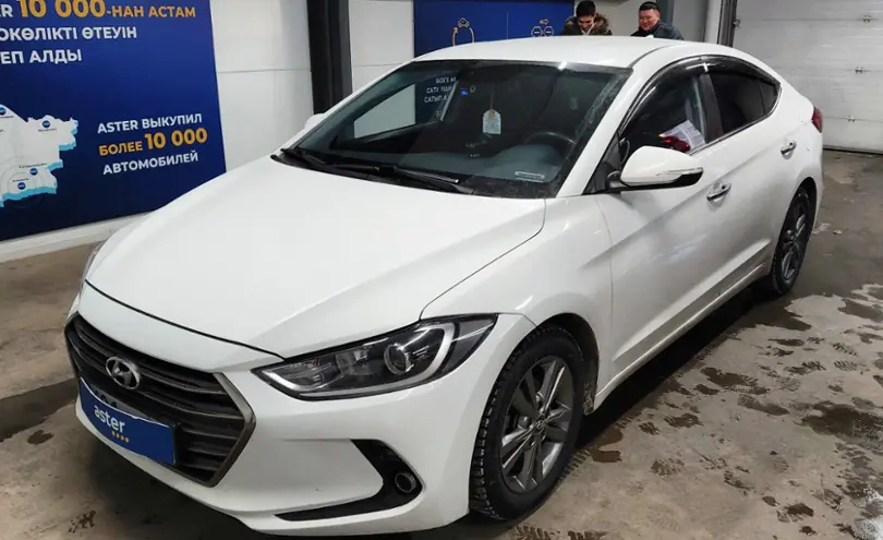 Hyundai Avante 2015 года за 8 000 000 тг. в Астана