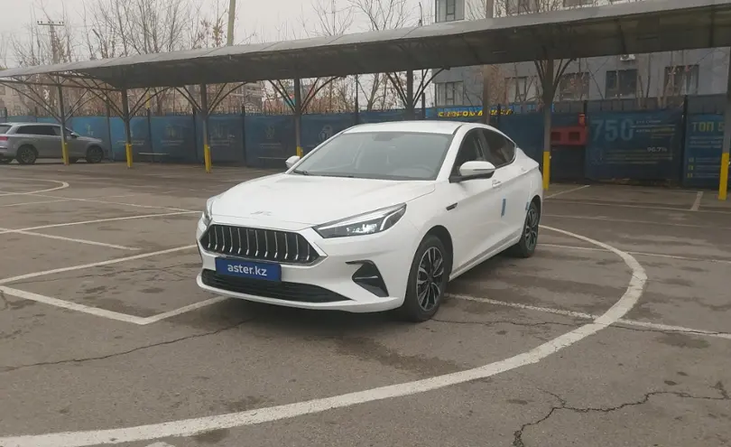 JAC J7 2024 года за 8 000 000 тг. в Алматы