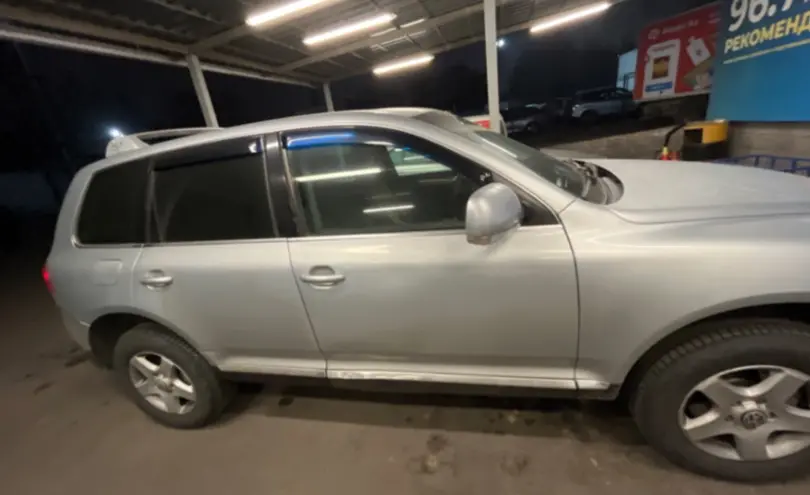 Volkswagen Touareg 2004 года за 6 000 000 тг. в Алматы фото 4