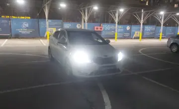 Kia Rio 2015 года за 5 500 000 тг. в Алматы фото 2