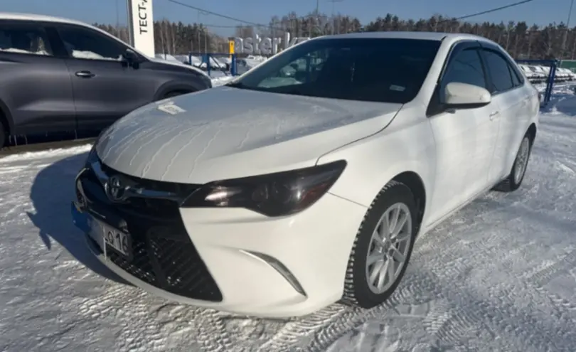 Toyota Camry 2015 года за 9 000 000 тг. в Усть-Каменогорск