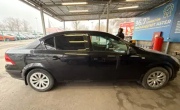 Opel Astra 2012 года за 5 000 000 тг. в Алматы фото 4