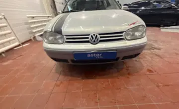 Volkswagen Golf 2002 года за 1 500 000 тг. в Астана фото 2