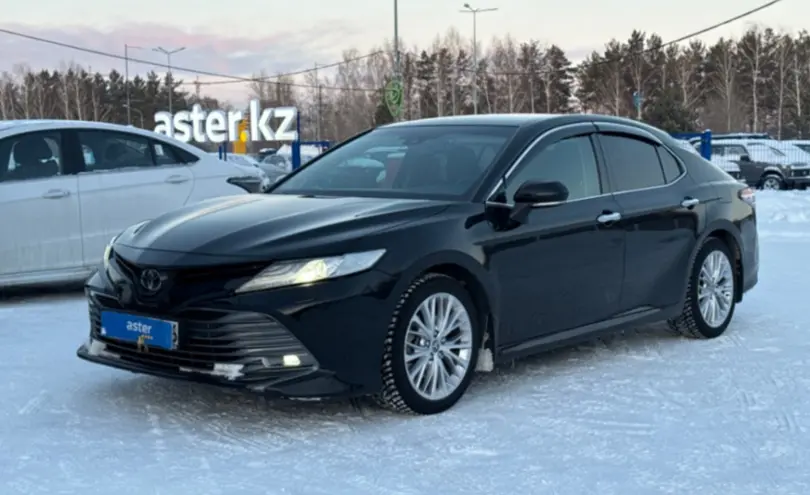 Toyota Camry 2019 года за 11 000 000 тг. в Усть-Каменогорск