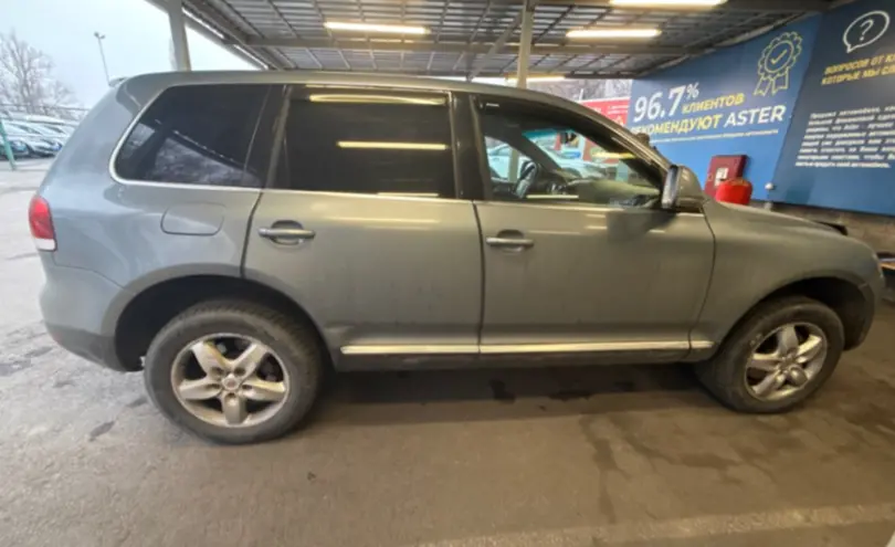 Volkswagen Touareg 2007 года за 5 200 000 тг. в Алматы фото 4