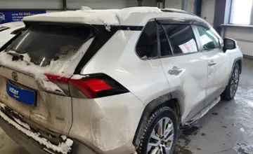 Toyota RAV4 2021 года за 19 000 000 тг. в Астана фото 3