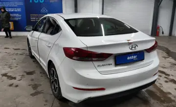 Hyundai Elantra 2018 года за 7 000 000 тг. в Астана фото 4