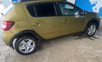 Renault Sandero 2015 года за 5 200 000 тг. в Актау фото 4