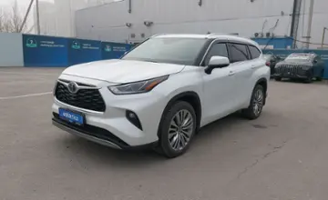 Toyota Highlander 2023 года за 35 000 000 тг. в Шымкент фото 1