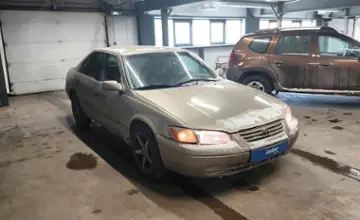 Toyota Camry 1999 года за 2 500 000 тг. в Астана фото 2