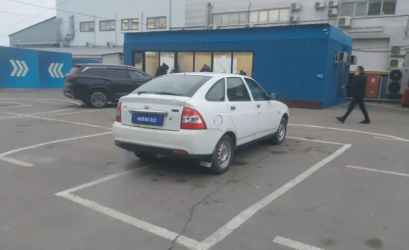 LADA (ВАЗ) Priora 2013 года за 1 300 000 тг. в Алматы фото 3