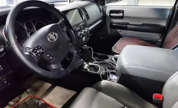 Toyota Sequoia 2009 года за 15 000 000 тг. в Астана фото 5