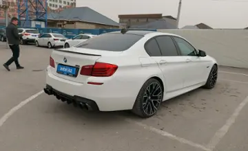 BMW 5 серии 2014 года за 15 000 000 тг. в Шымкент фото 3
