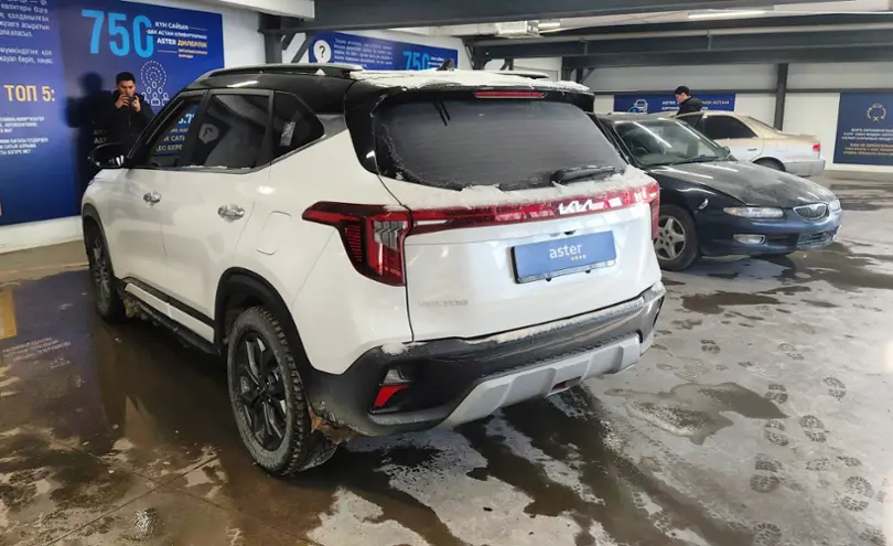 Kia Seltos 2023 года за 10 000 000 тг. в Астана фото 4