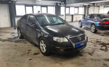 Volkswagen Passat 2006 года за 4 500 000 тг. в Астана фото 2