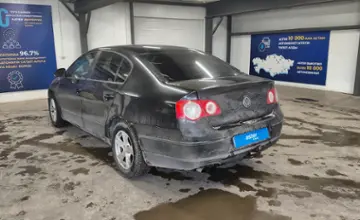 Volkswagen Passat 2006 года за 4 500 000 тг. в Астана фото 4