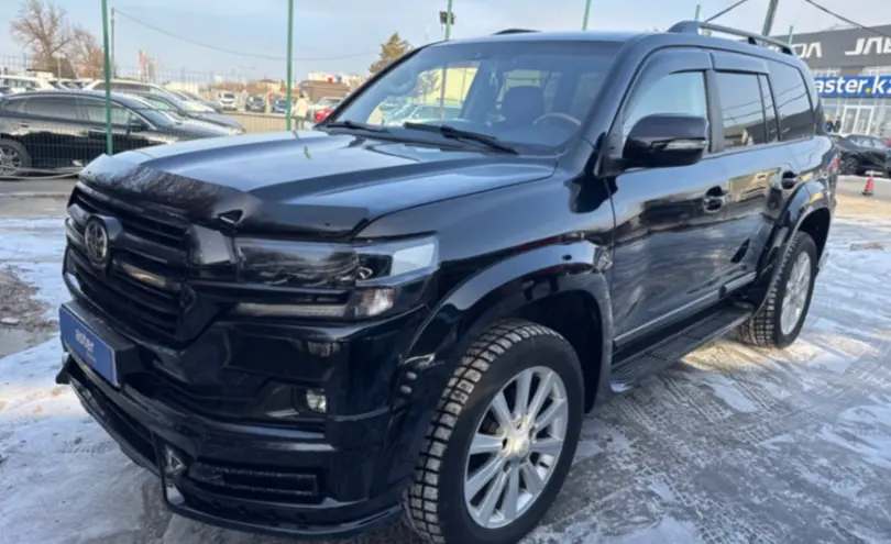 Toyota Land Cruiser 2015 года за 27 000 000 тг. в Талдыкорган
