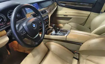 BMW 7 серии 2011 года за 12 000 000 тг. в Астана фото 5