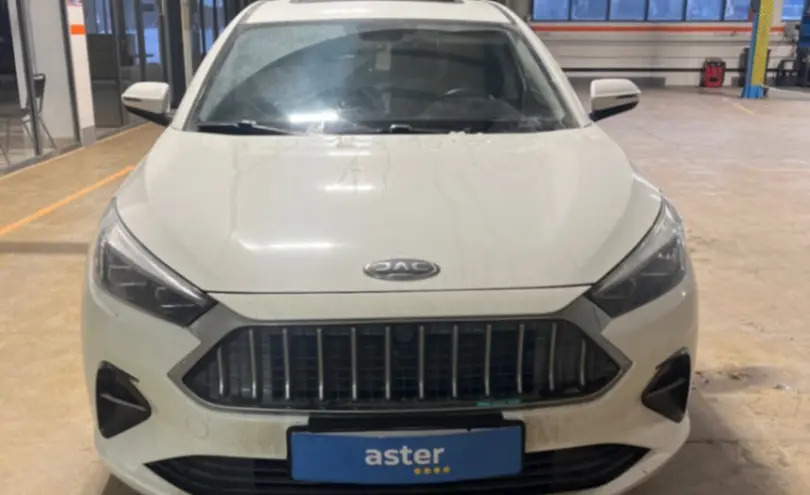JAC J7 2023 года за 6 500 000 тг. в Караганда фото 2