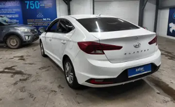 Hyundai Elantra 2019 года за 8 600 000 тг. в Астана фото 4