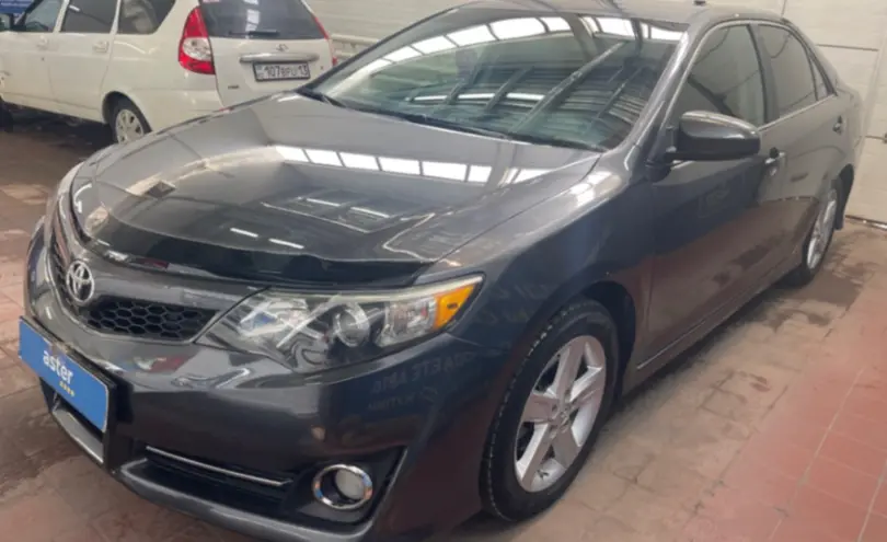 Toyota Camry 2013 года за 10 800 000 тг. в Астана