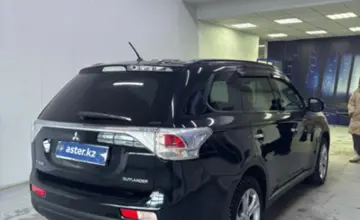 Mitsubishi Outlander 2012 года за 7 000 000 тг. в Павлодар