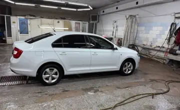 Skoda Rapid 2015 года за 6 000 000 тг. в Караганда фото 4